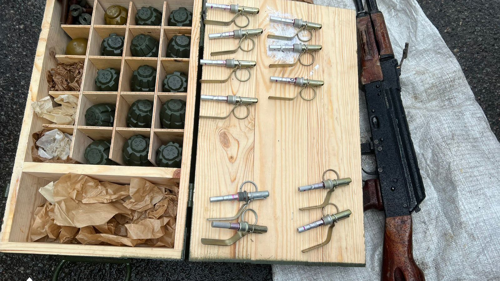 Ukrainian Deserter Caught Selling Front-Line Weapons in Kharkiv