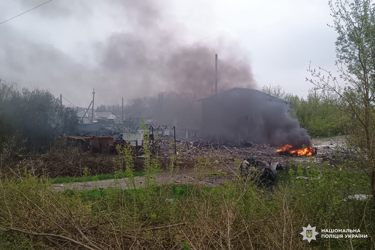 Russians Strike Izium, Three People Injured