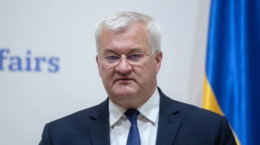 EU considers entry ban for fighters supporting Russia in war