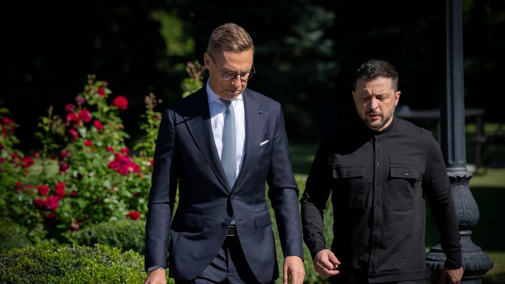 Zelensky Speaks With Finnish President on US Diplomacy