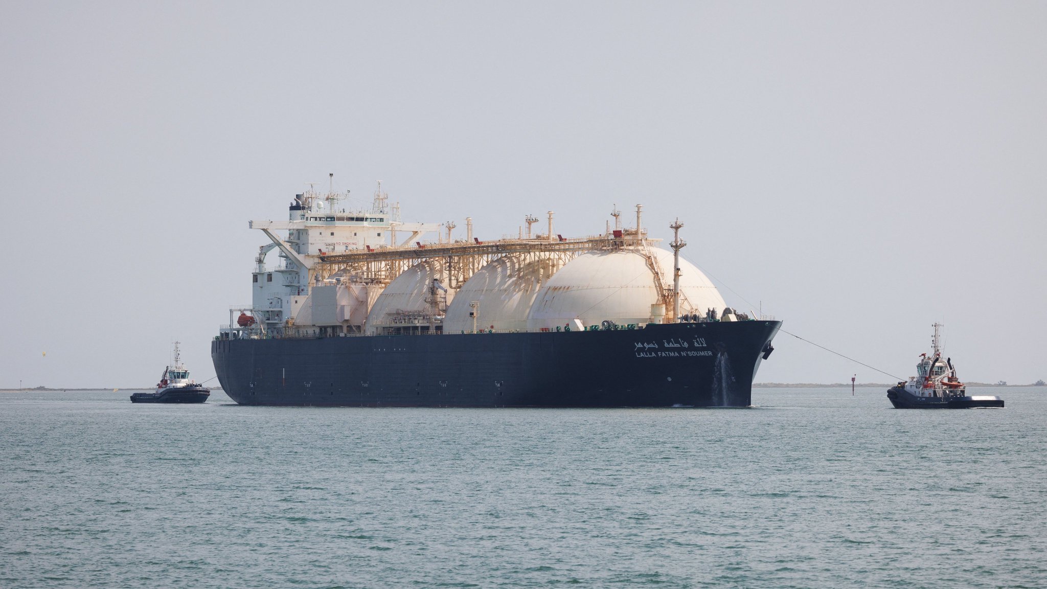 Iran to Restrict Hormuz Strait Traffic and Collect Duties