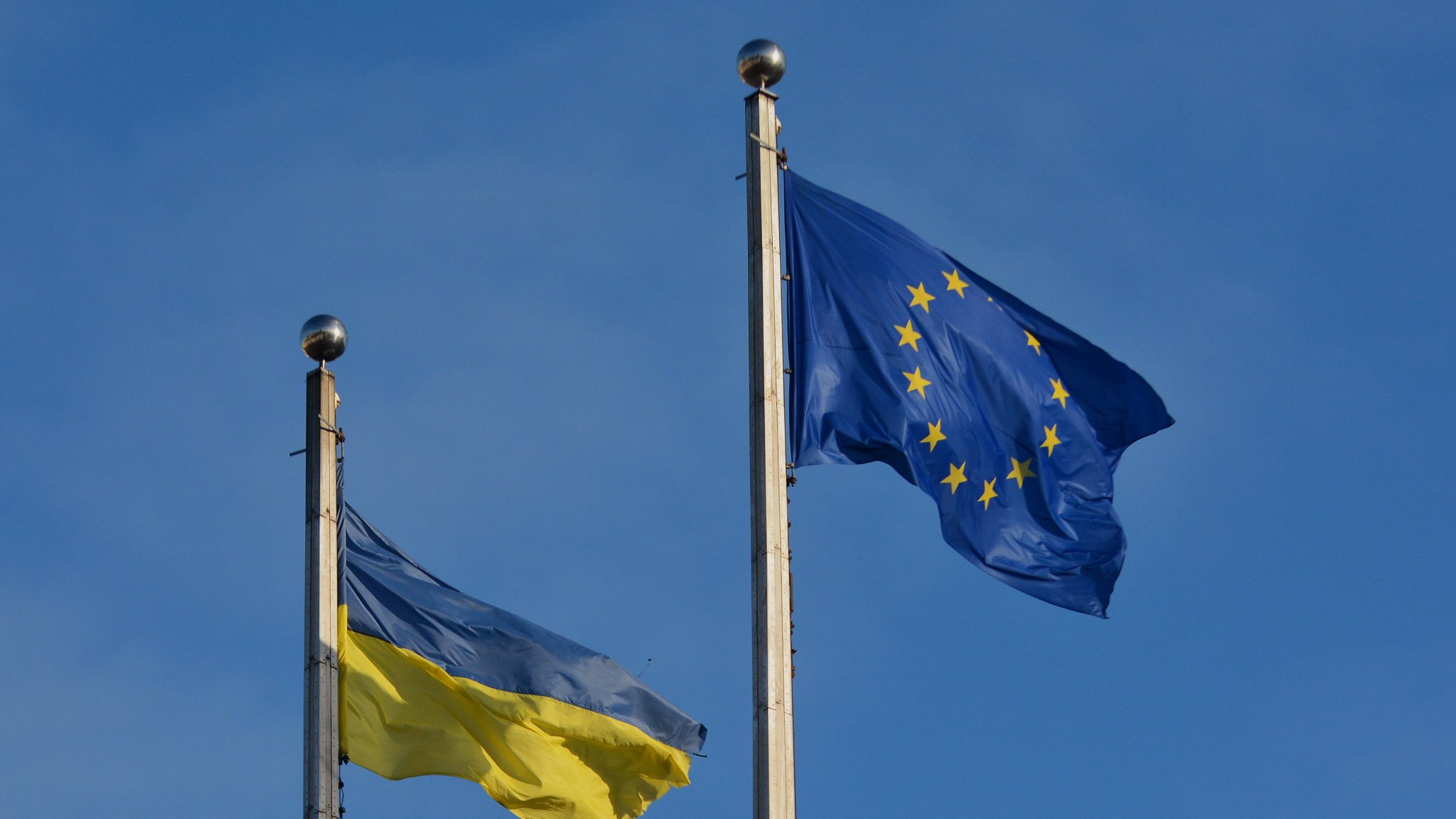 EU Launches €90B Ukraine Loan and 20th Russia Sanctions Package