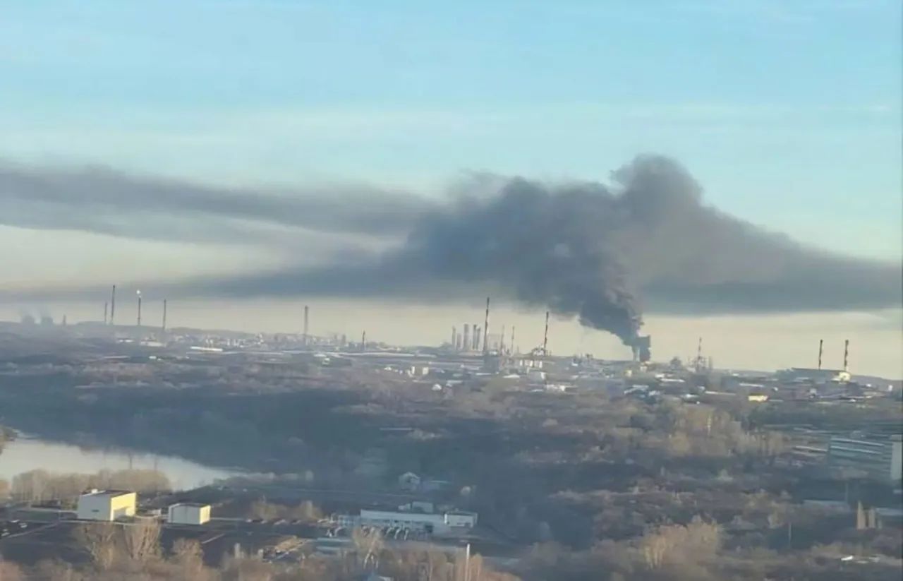 Ukraine Strikes Russian Oil Ports to Cut Iran’s War Profits