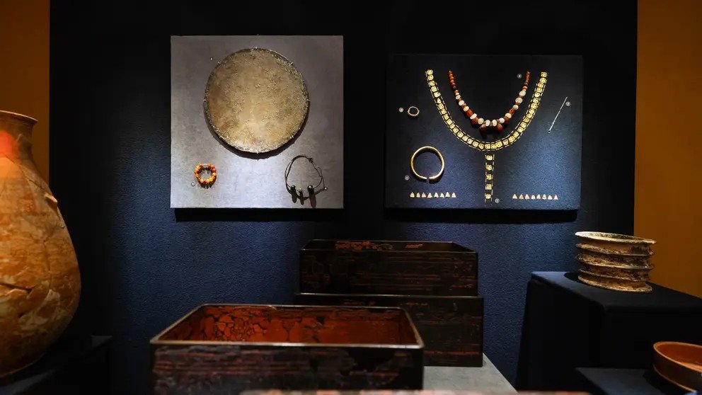 Ukraine opens exhibition of returned Scythian gold from Crimea