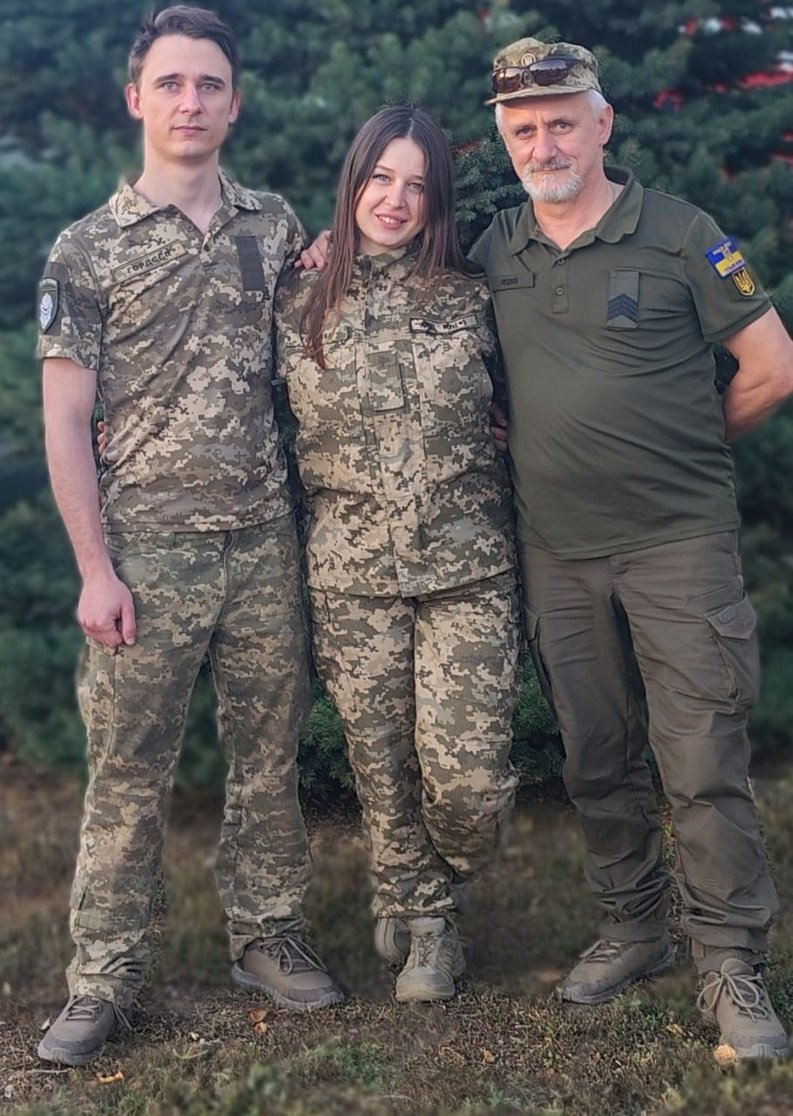 Famille ukrainienne combat ensemble depuis 3 ans