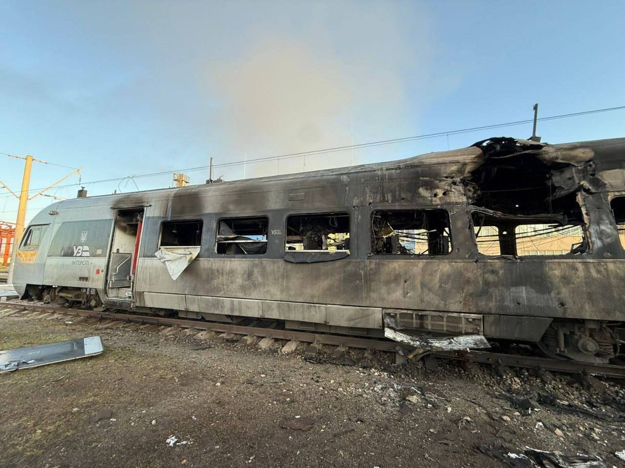 Ukrzaliznytsia publishes photo of Intercity train bombed by Russians