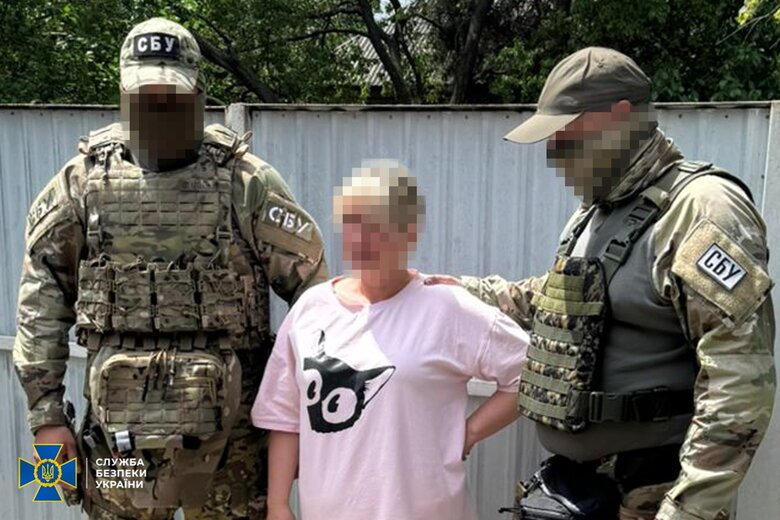 SBU detains two enemy informants who directed Russian strikes in Donetsk region