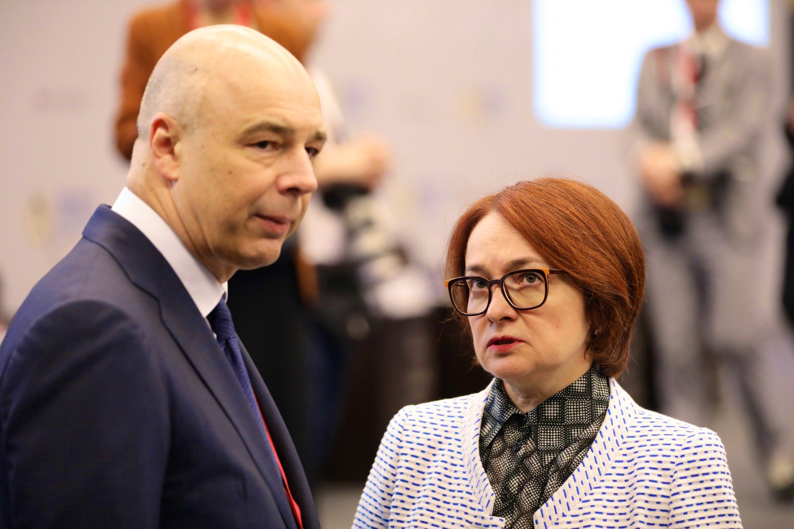 Seizing Russian Assets: Law and Strategy
