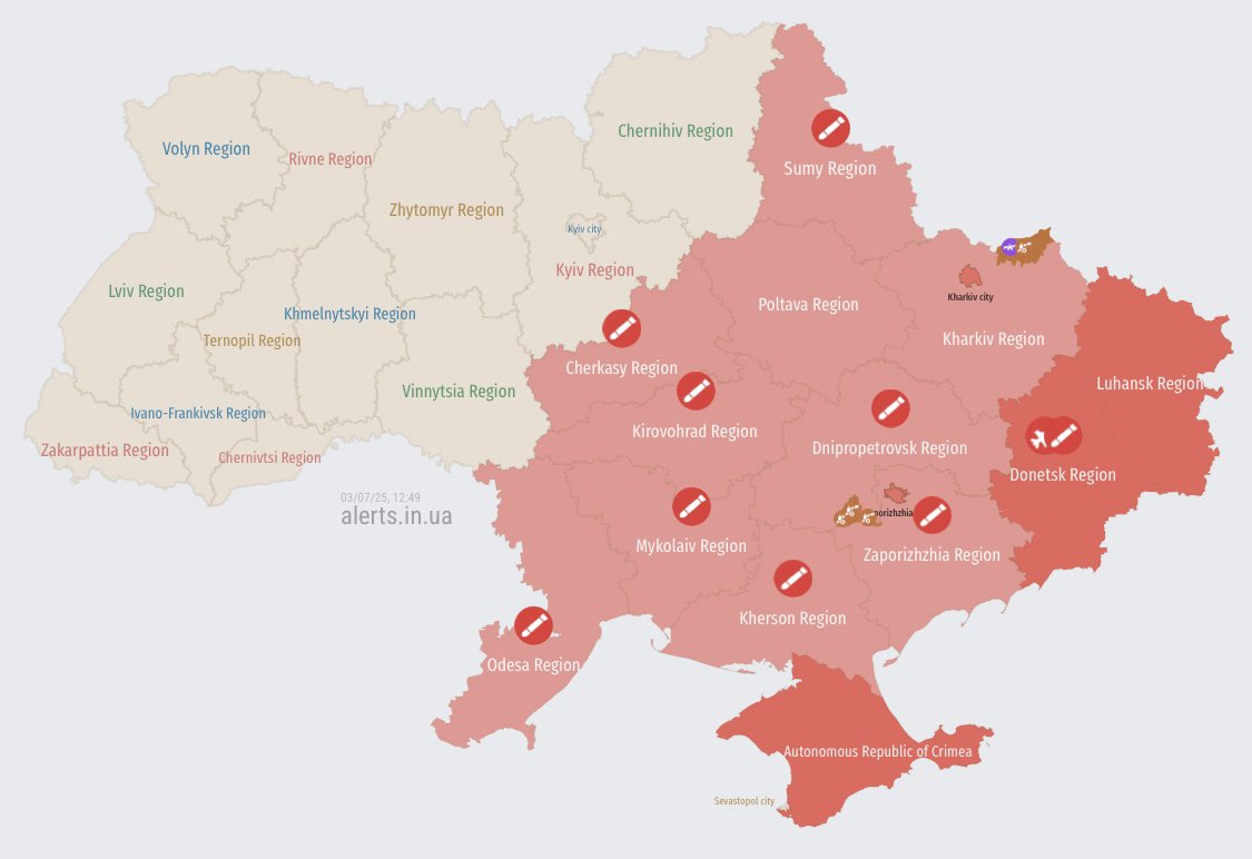 Current air threat situation in Ukraine (12 words max)