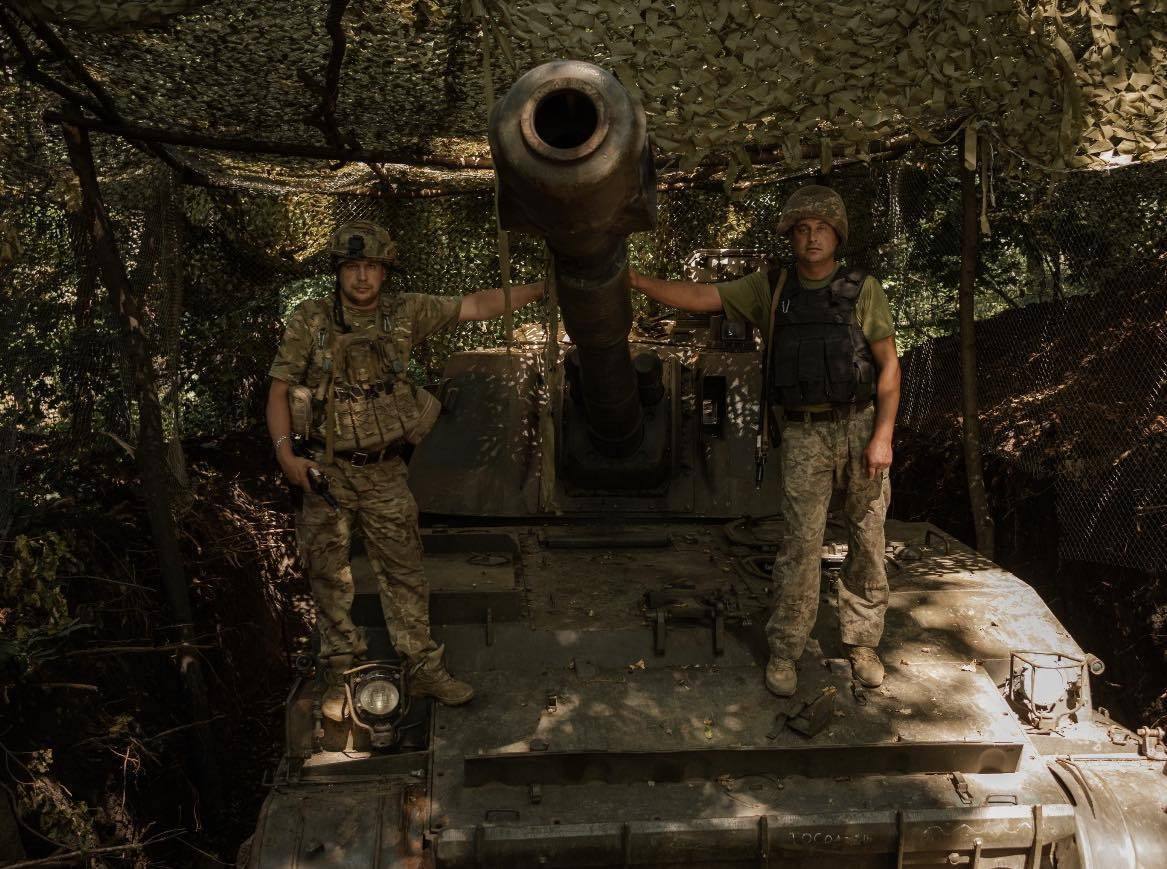 Combat vehicle becomes a true steel friend