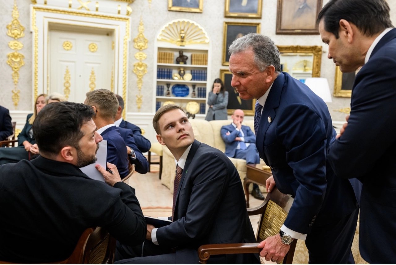 US shifts from giving to selling weapons to Ukraine