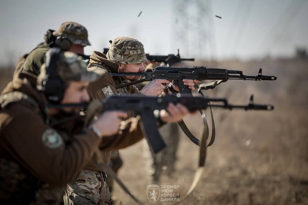 Prepare for battle during lulls in combat