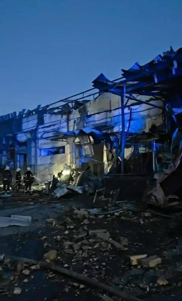 Varus mall in Dnipro hit by Russian strike