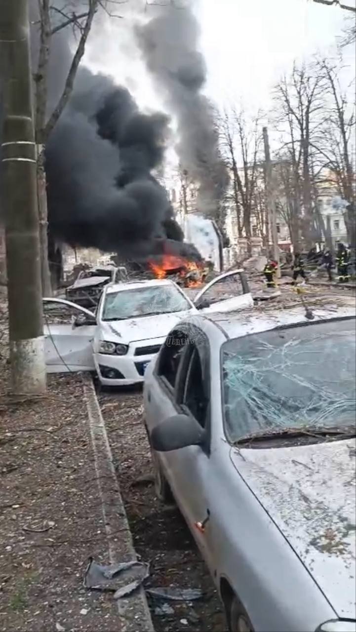 Russian missile hits Sumy city center