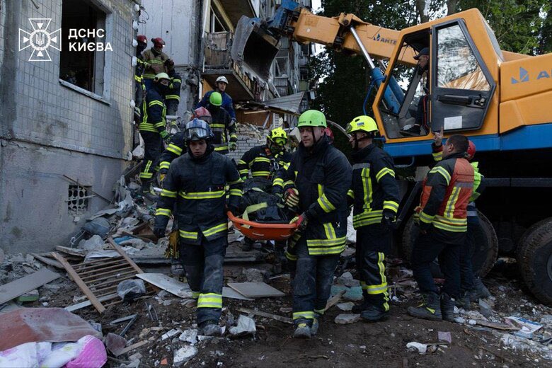Russian strike on Kyiv: 27 dead, including 3 children