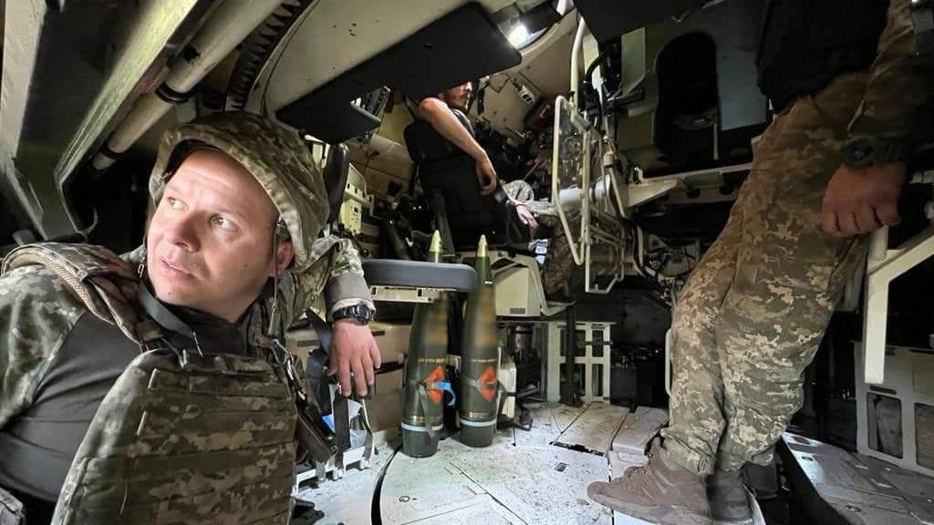 Deputy Commander Visits Frontline Units