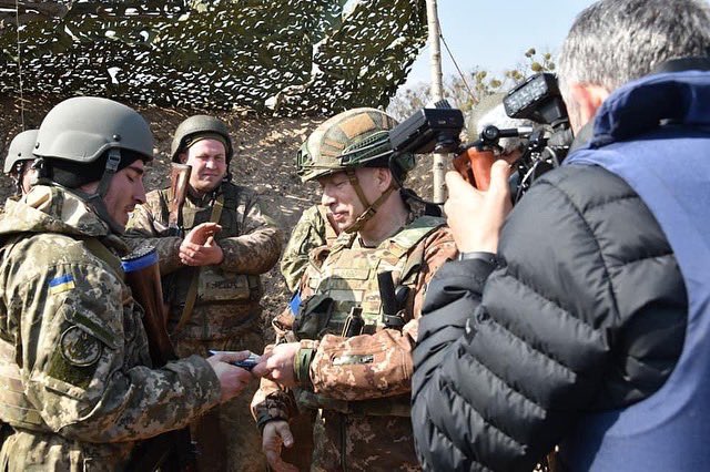 Commander of Kyiv Defense Visits Forward Positions in Northern Kyiv Region
