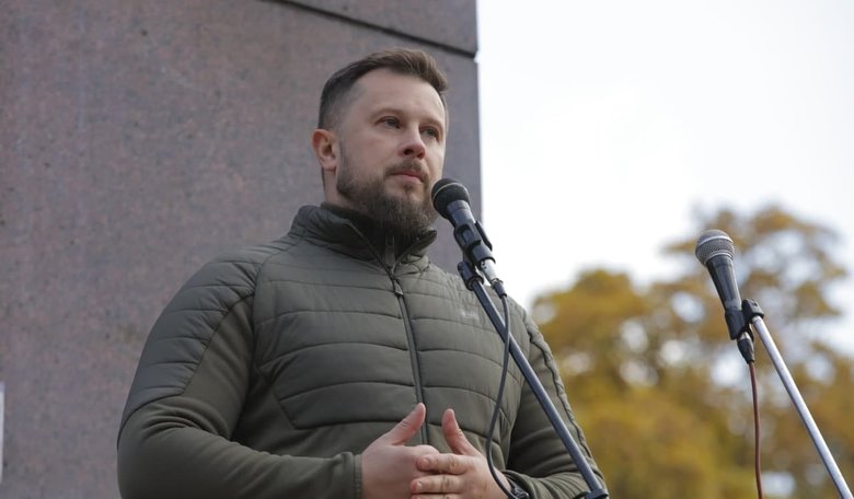 Biletsky: Russians Support Aggression, Don’t Reduce Enemy to Putin