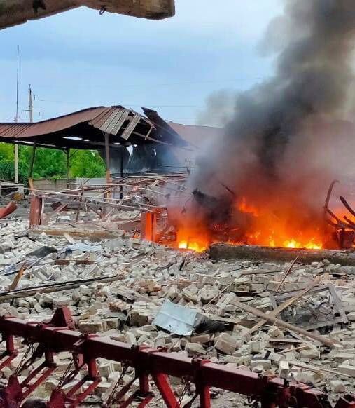 Russian forces destroy grain warehouse, shell village center in Dnipropetrovsk Oblast