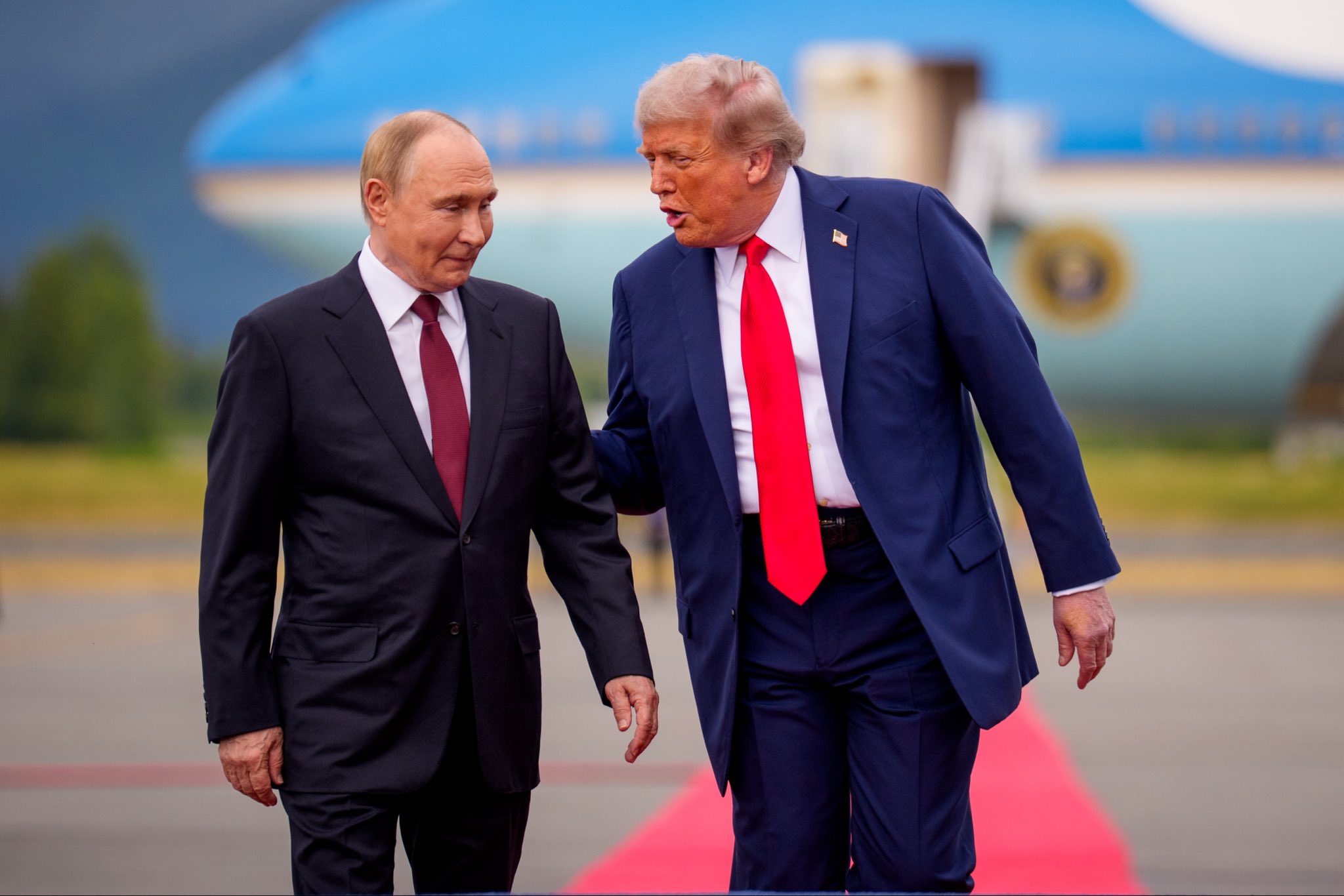 Trump blames Kyiv, spares Moscow