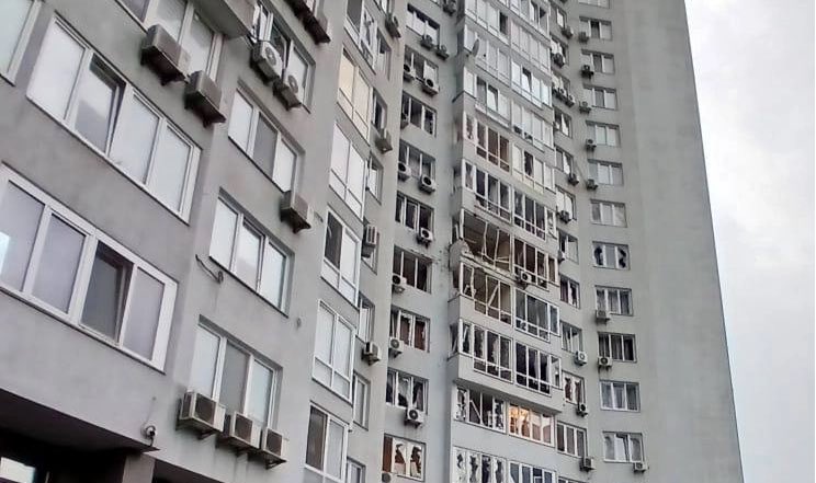 Putin’s Attacks Wound Civilians in Kyiv