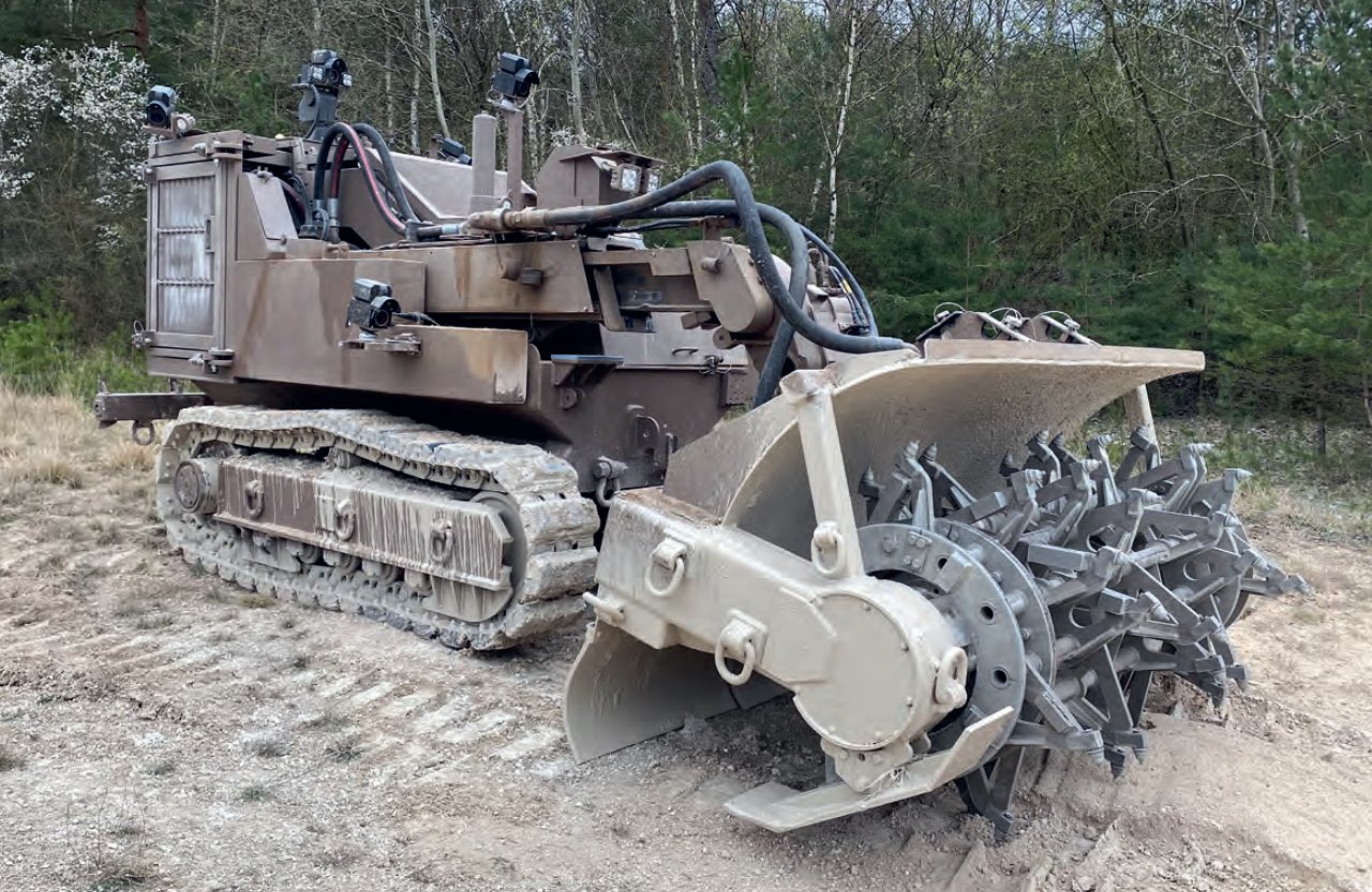 Ukraine to receive 4 French demining vehicles