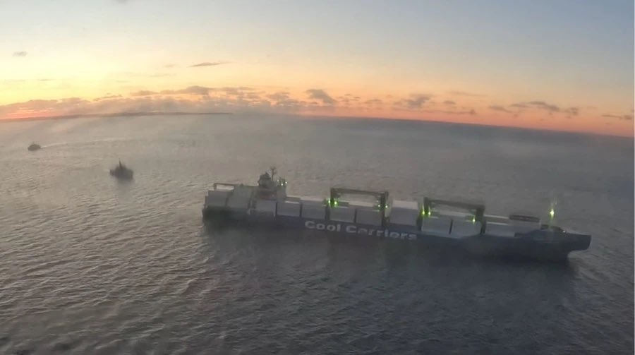 Estonia detains Bahamas-flagged ship en route to St. Petersburg, suspected of smuggling