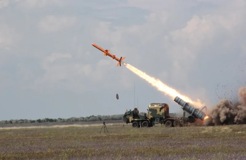 Russie éloigne ses navires pour éviter les missiles ukrainiens