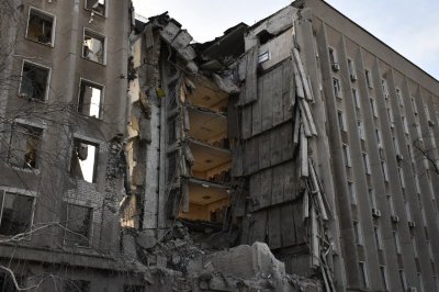 28 dead in Russian attack on Mykolaiv