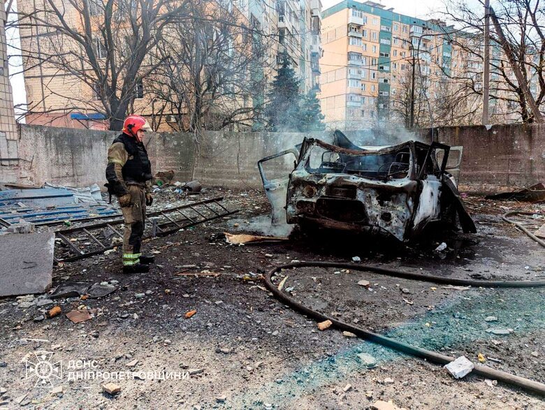 Russia’s missile strike on Kryvyi Rih: 7 wounded, civilian infrastructure damaged