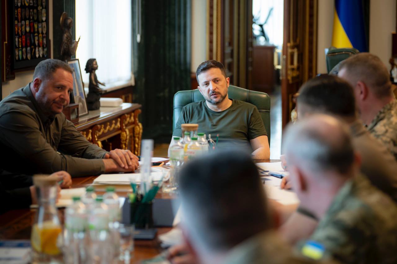 Zelenskyy discusses Ukrainian F-16 fleet development