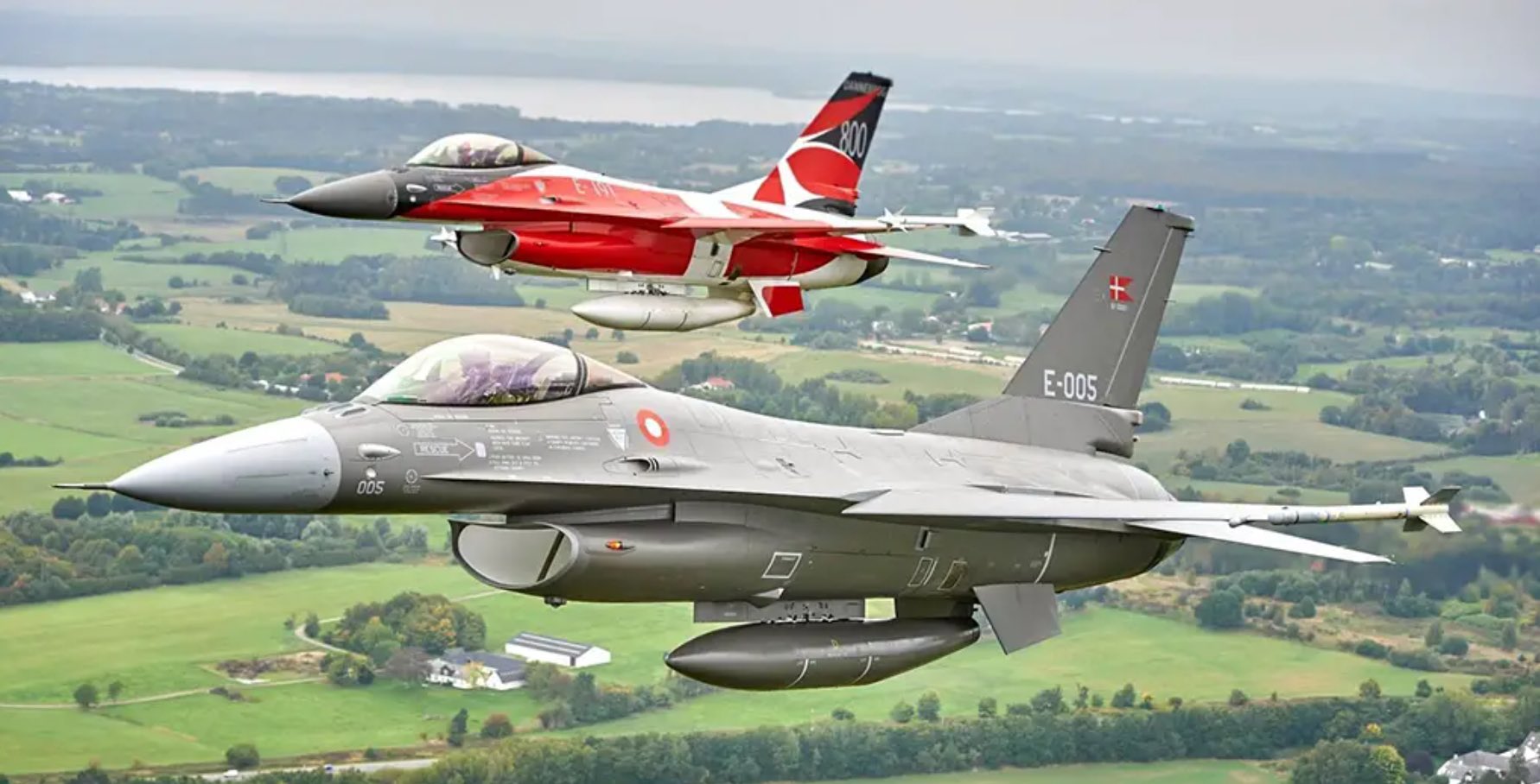 Denmark allocates $281M for Ukrainian air defense and F-16