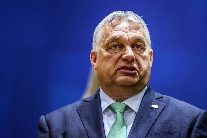 Orbán fears Ukraine victory, pushes EU talks with Russia as Putin’s kleptocrat