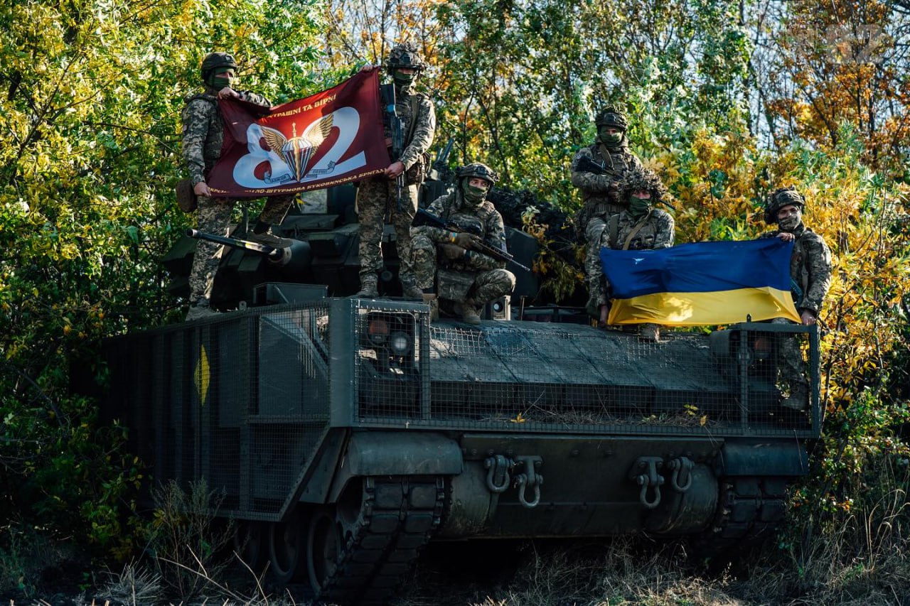 Bradley IFV and brave Ukrainian warriors