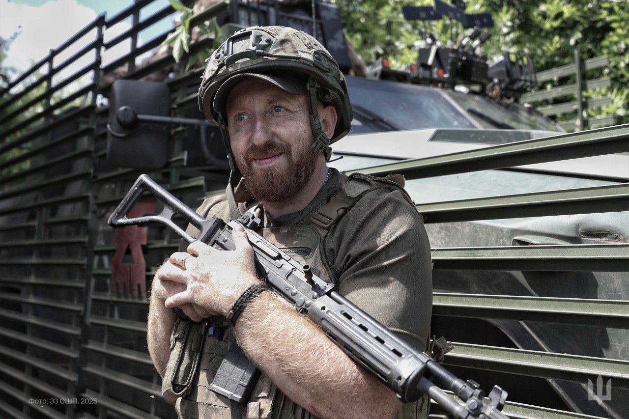 Italian Beretta SC70/90 rifles enter service in Ukraine