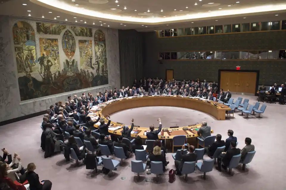 Estonia requests emergency UN Security Council meeting over airspace violation