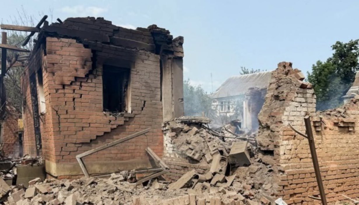 Russian strikes damage church and homes in Sumy region