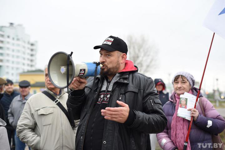 Belarusian blogger Siarhei Tsikhanouski held incommunicado for 550 days