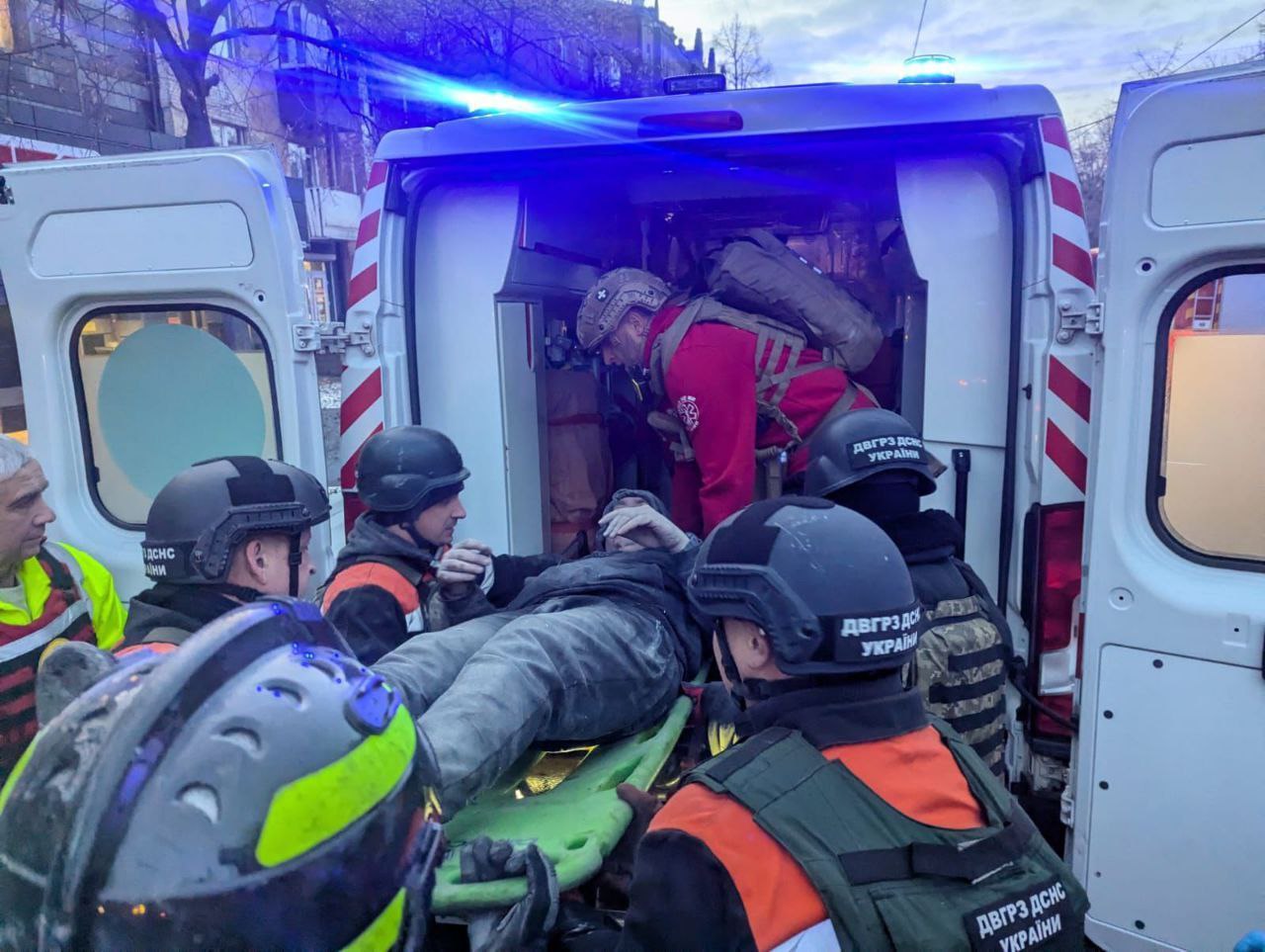 11 injured in Kryvyi Rih, including a 16-year-old girl, three in serious condition