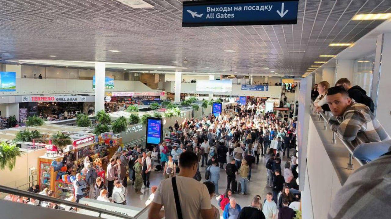 Russian airports face delays due to drone threats