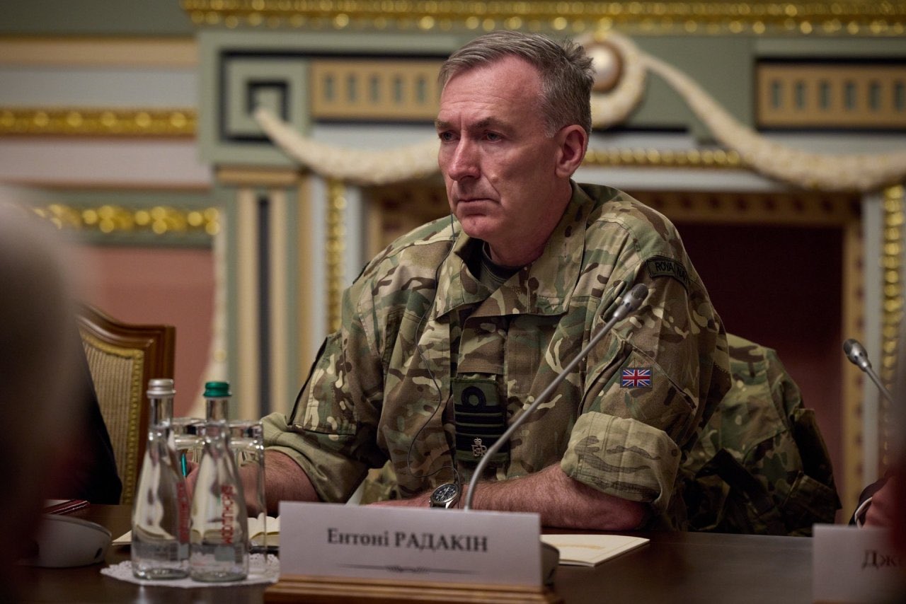 France, Britain, and Ukraine Discuss Military Contingent