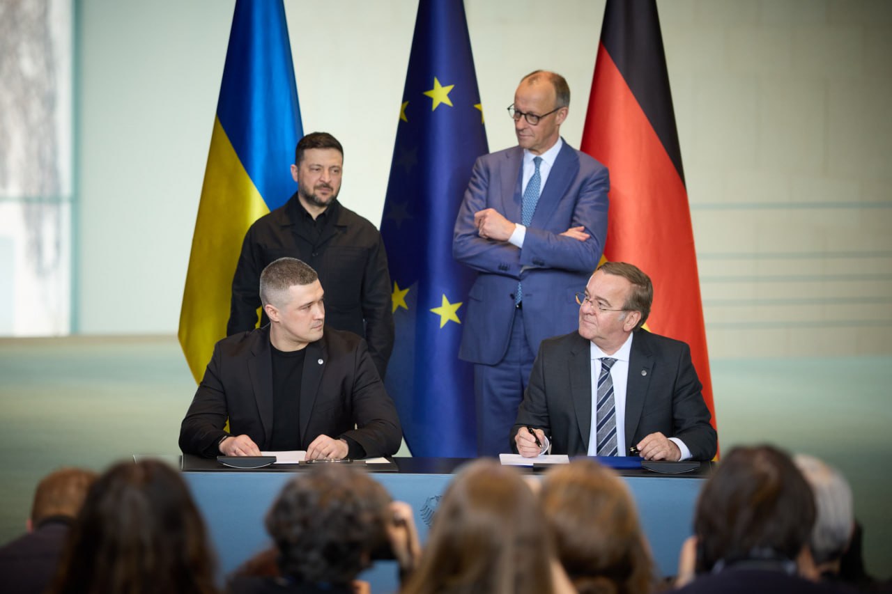 Ukraine and Germany exchange military data