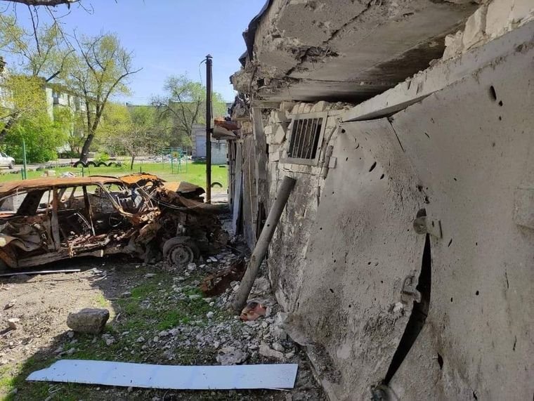 Russian shelling on Luhansk Oblast kills four civilians, destroys 13 houses in Lysychansk