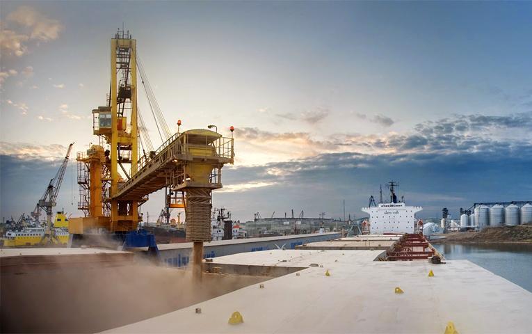 “Golden Freight”: Exporting Ukrainian Grain from Ports During War