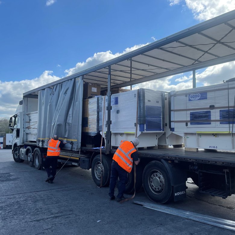 Great Britain transfers mobile generators to Ukraine