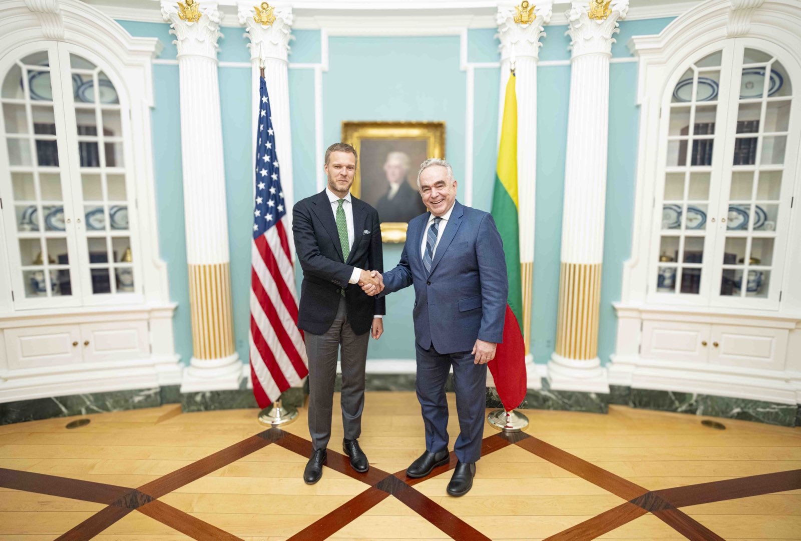 Discussion on AI cooperation, countering China’s aid to Russia, and hybrid attacks.
