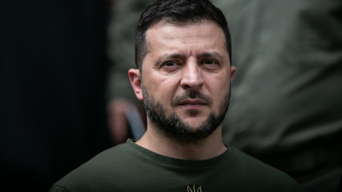 Zelensky drafts plan to end war this fall