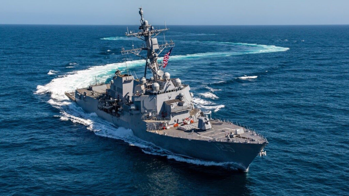 US Navy Destroyer Intercepts Two Oil Tankers Leaving Iranian Port