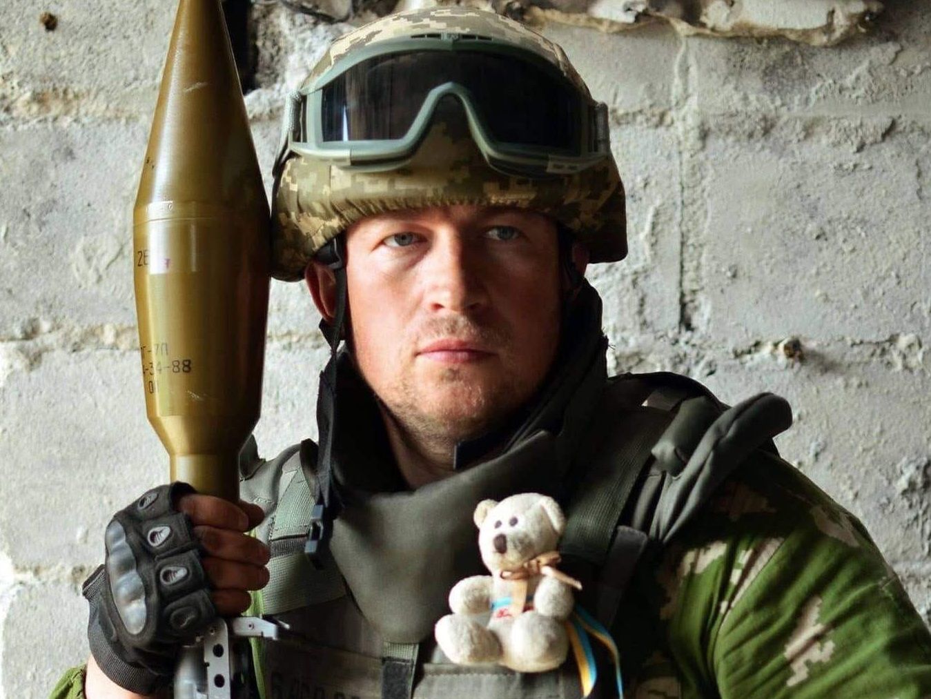 Ukrainian paratrooper Ruslan Borovik killed in eastern Ukraine battle