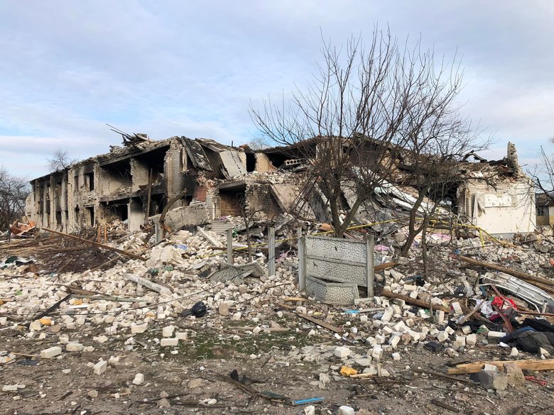 Novoselivka village near Chernihiv destroyed by airstrikes